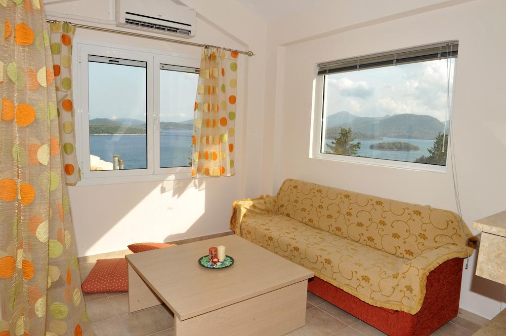 Lemon Tree Villa Nydri  Ruang foto
